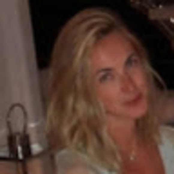 Meet your Posher, Francesca - Picture 1 of 1